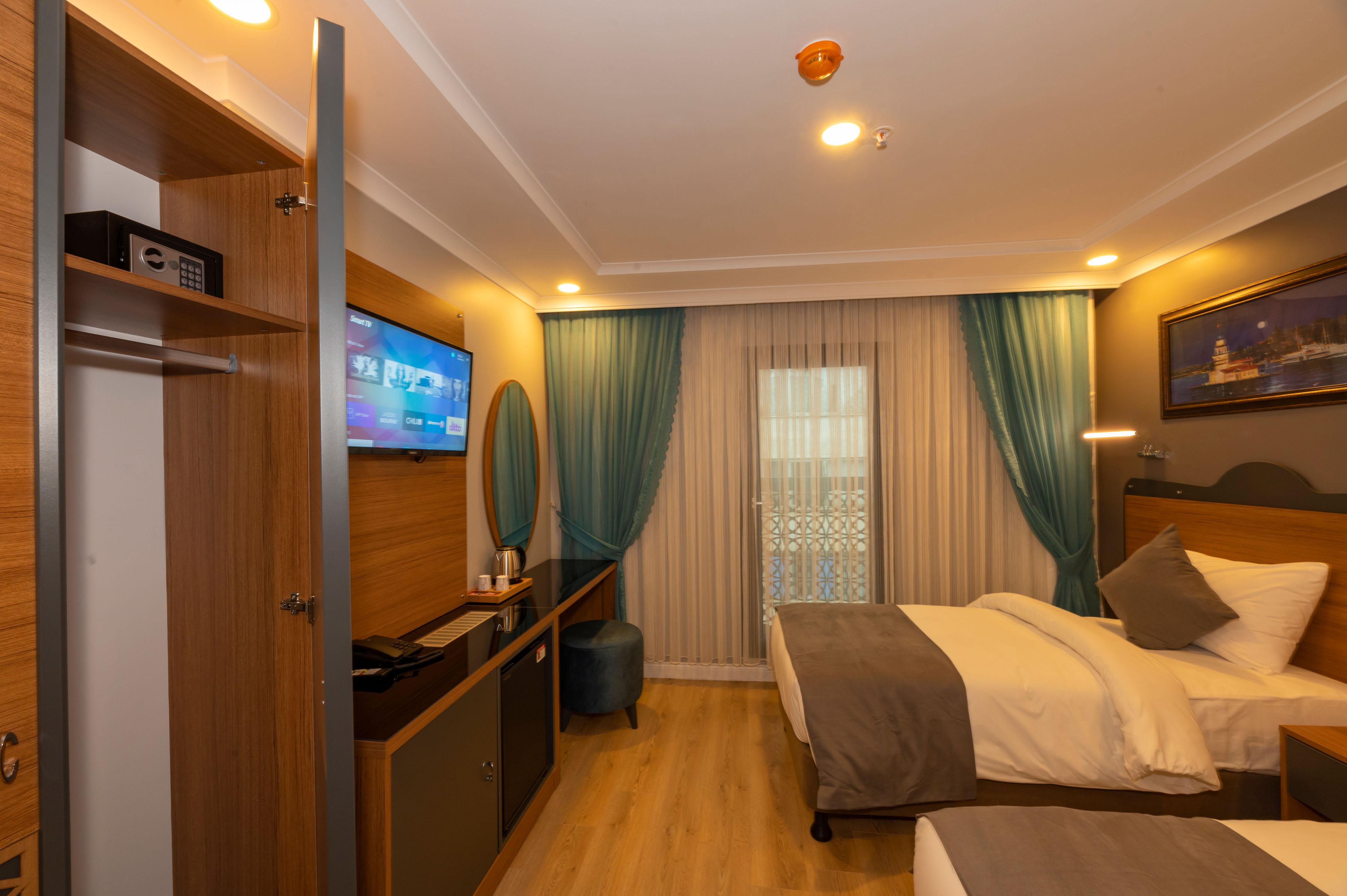 New Emin Hotel Istanbul Exterior photo